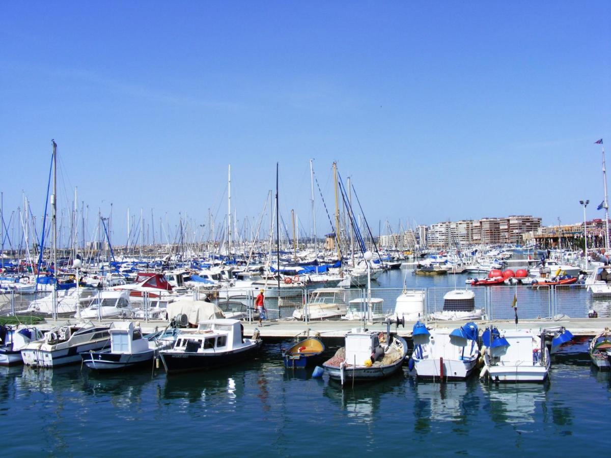 Apartament Carmen Torrevieja Ngoại thất bức ảnh